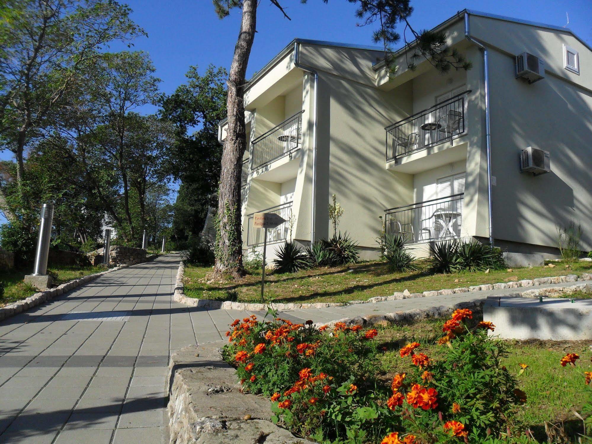 Hotel Vila Ruzica- Glavna Zgrada I Depandanse Цриквениця Екстер'єр фото